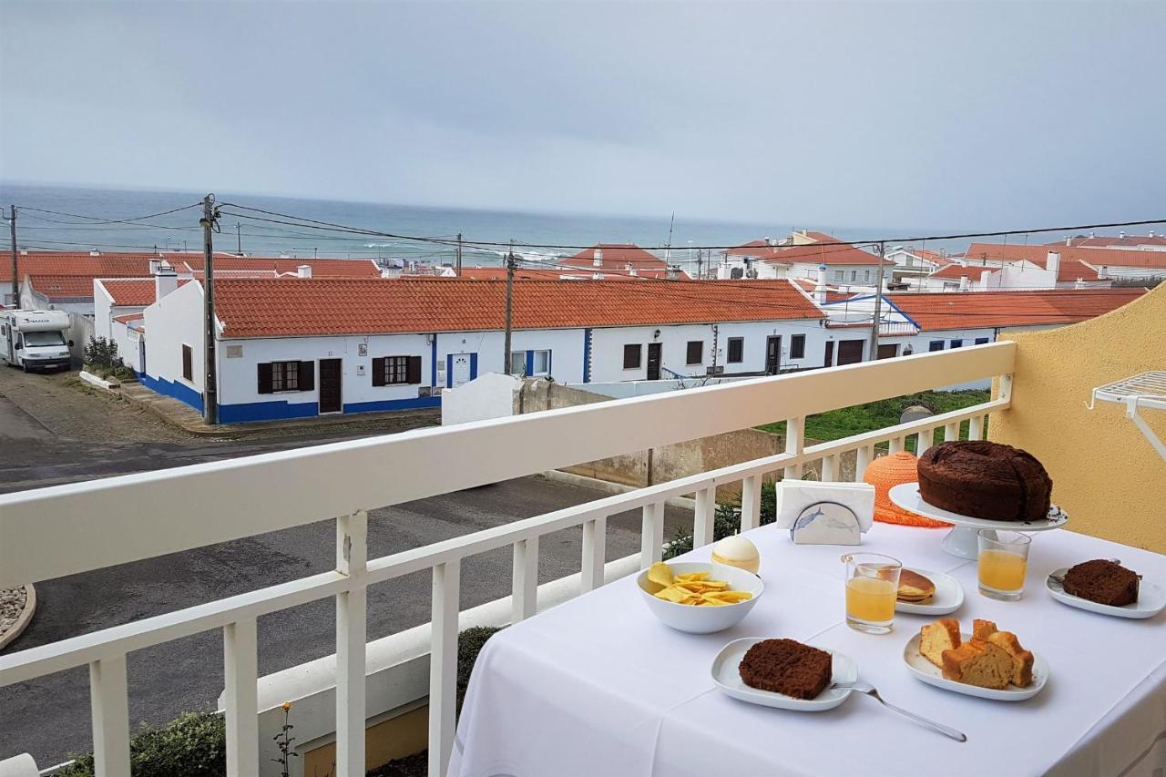 LovelyStay - Sea View Apartment With Pool&Garden Ericeira Buitenkant foto